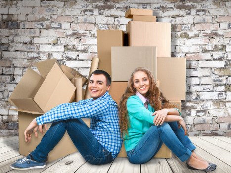 Professional movers handling a compact relocation in Westdrayton